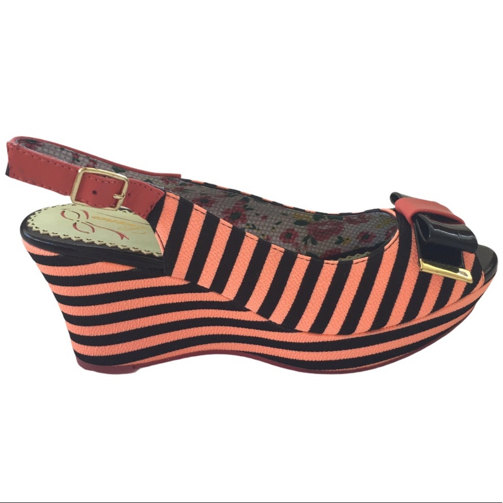 POETIC LICENSE Mad Money in Sunshine Stripe Sandal